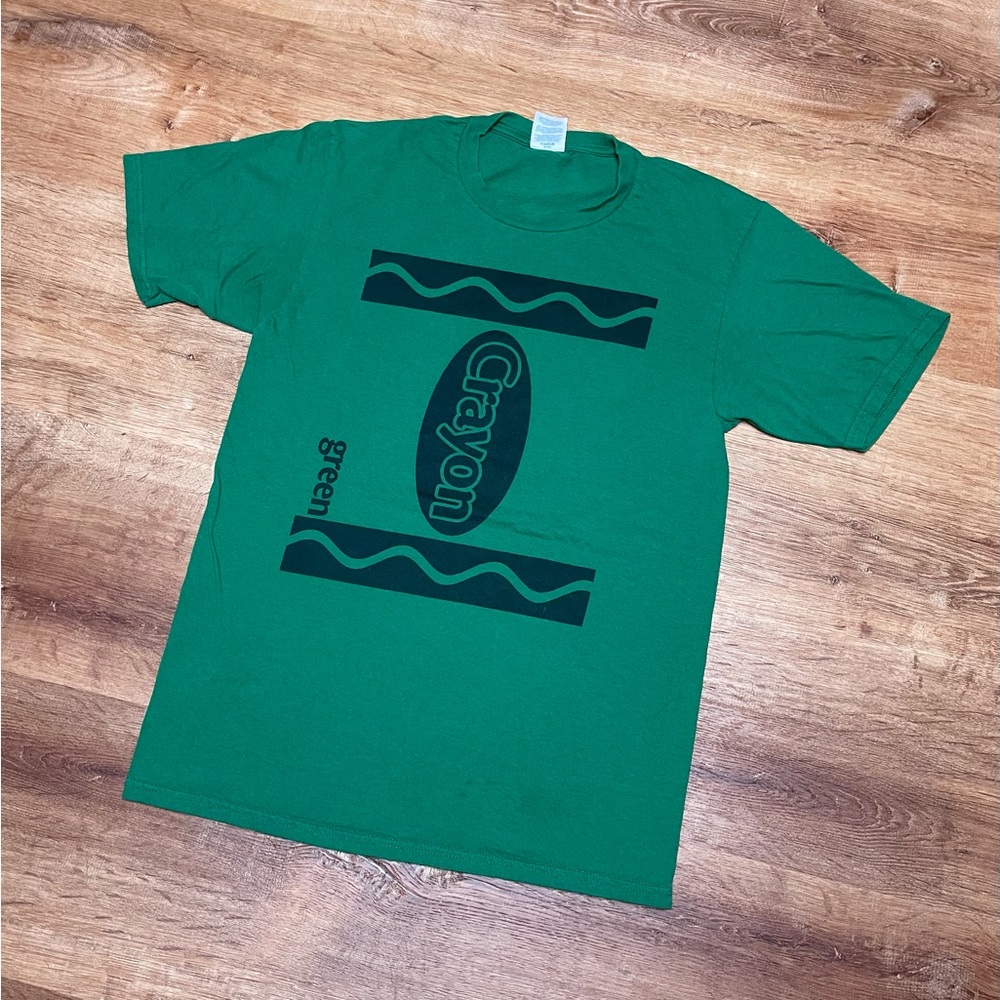 Graphic tee